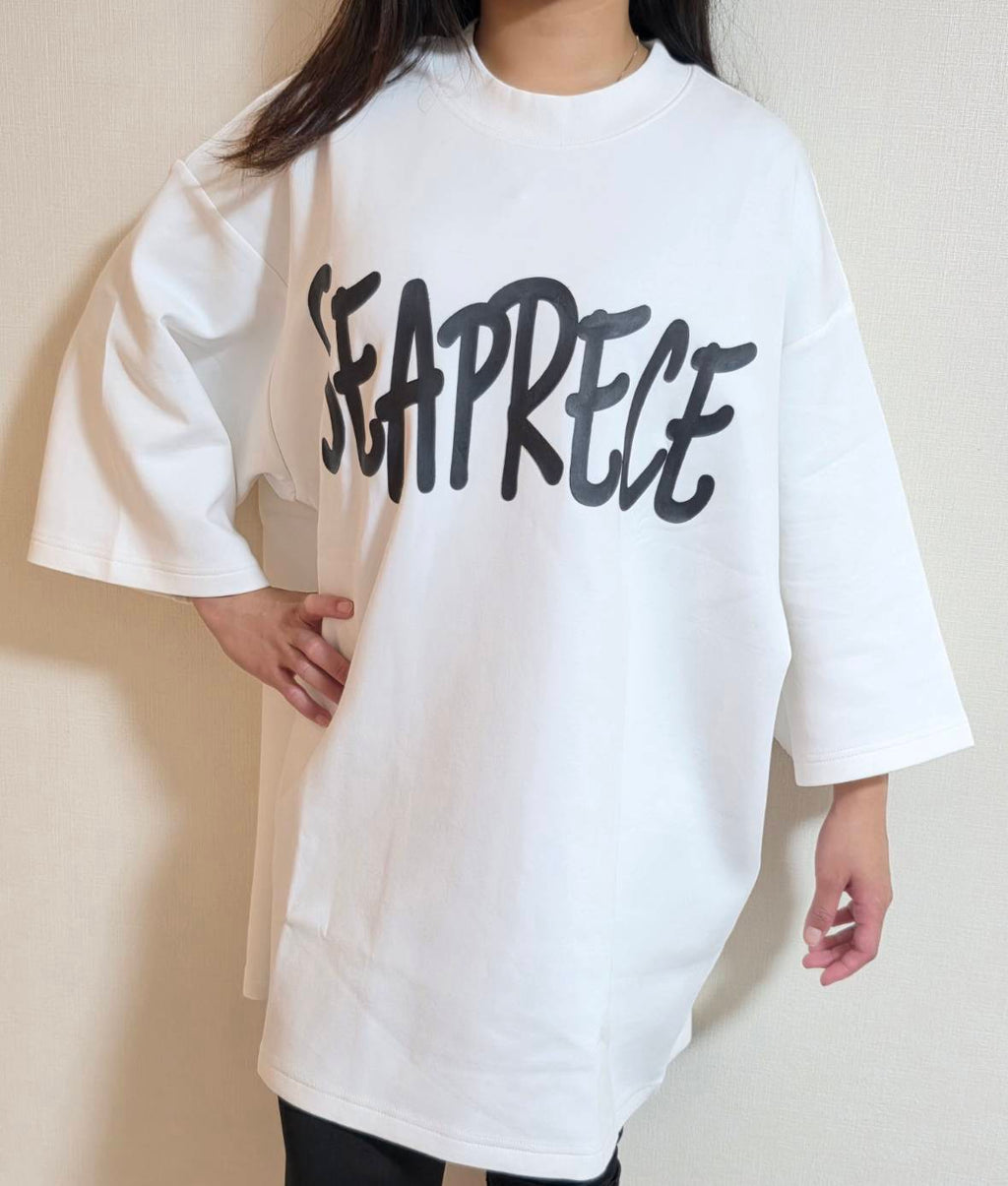 半袖Tシャツ（オーバーサイズ）